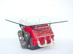 Table Moteur V8 .