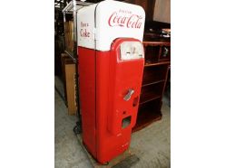 Distributeur Coca-Cola Vendo 44 