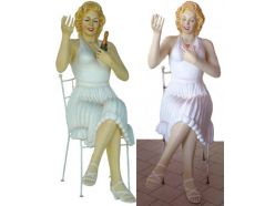 Statue Marilyn Assise sur une Chaise 